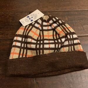 Cute Hat! Plaid. New with tags!